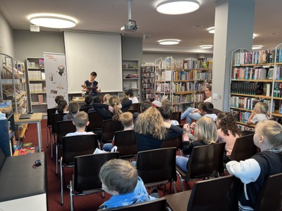 Lena Raubaum 5.jpg