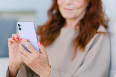 Smartphone, Tablet & Co: Kurse für Senior*innen